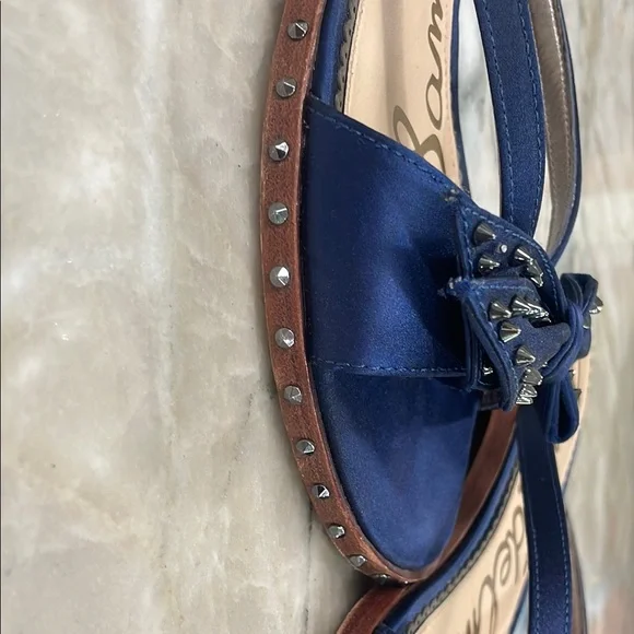 Sam Edelman navy satin flip flop black embellishment  with Bow Detail size 8 - Picture 3 of 5